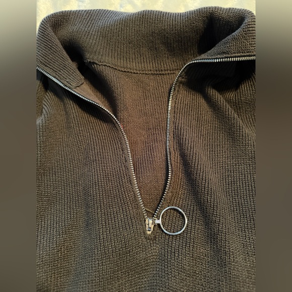 Stylish Sleeveless Green Romper - Picture 7 of 12